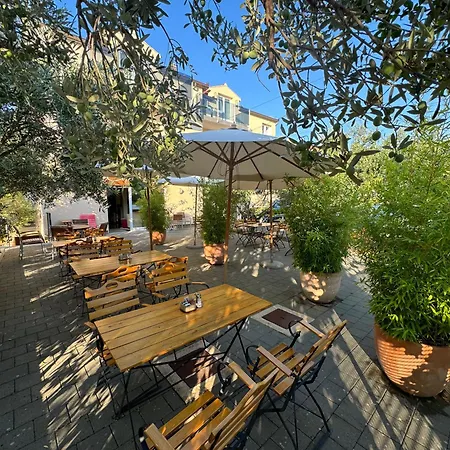 Bed & Breakfast Viktoria Vodice