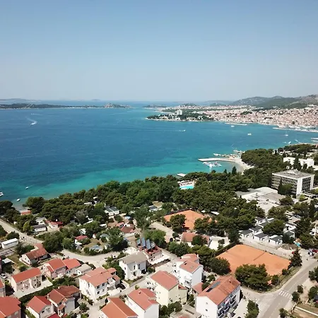 Alojamento de Acomodação e Pequeno-almoço Viktoria