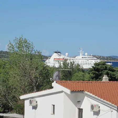Viktoria Lodge Bed And Breakfast Bed & Breakfast Vodice
