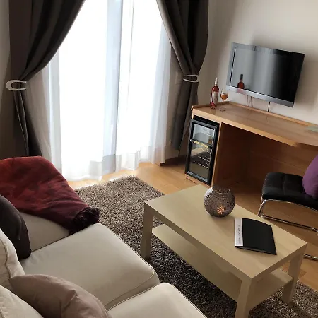 Viktoria Alojamento de Acomodação e Pequeno-almoço 4*