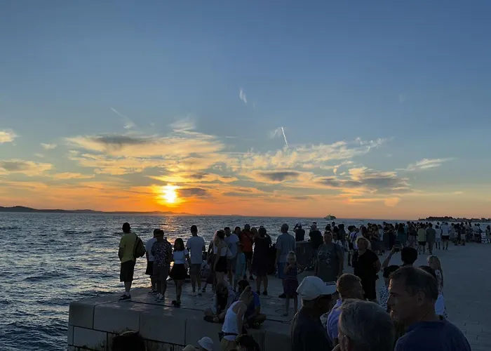 Viktoria Frühstückspension 4*