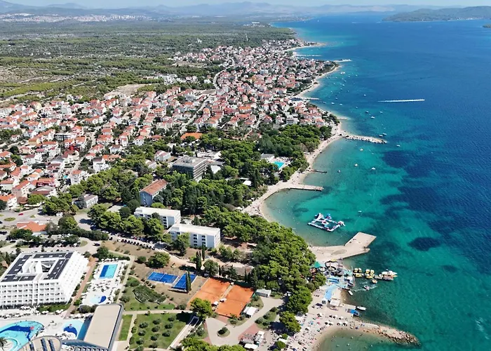 Viktoria לינה וארוחת בוקר