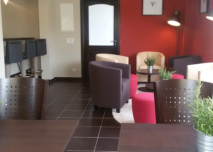 לינה וארוחת בוקר Viktoria