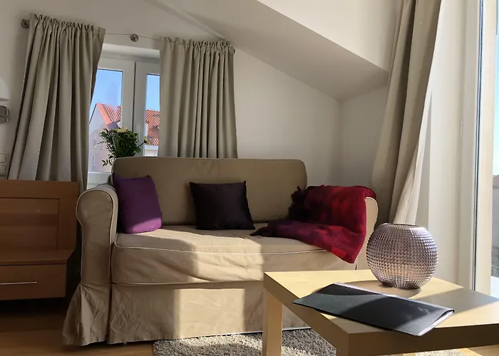 Viktoria לינה וארוחת בוקר 4*