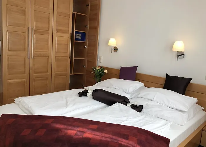 לינה וארוחת בוקר Viktoria