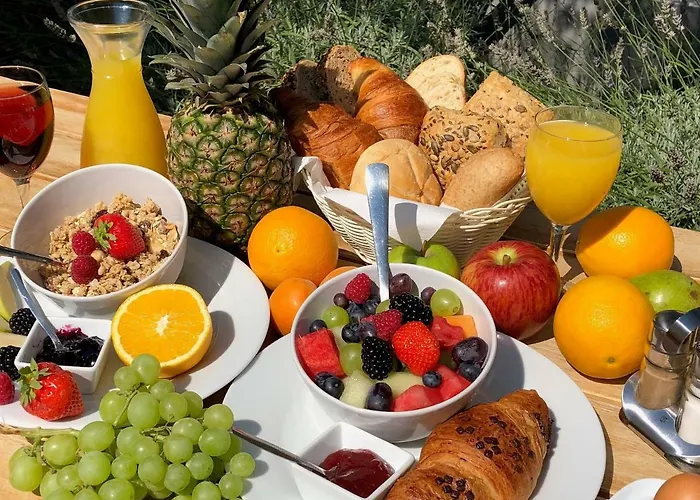 Frühstückspension Viktoria 4*